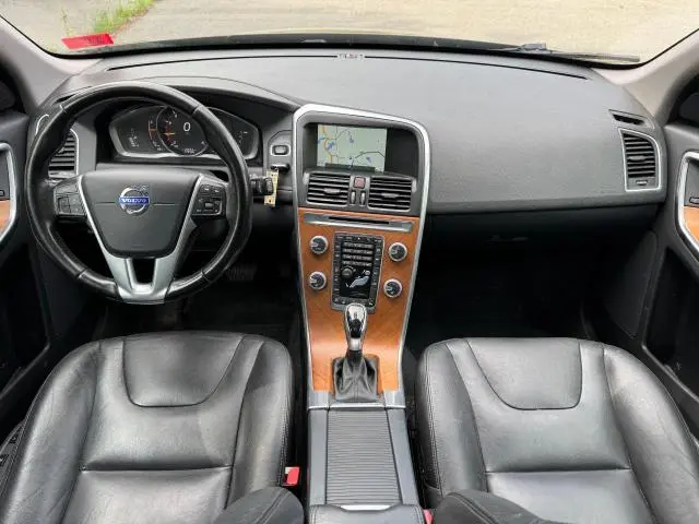 2017 VOLVO XC60 T5 INSCRIPTION  
