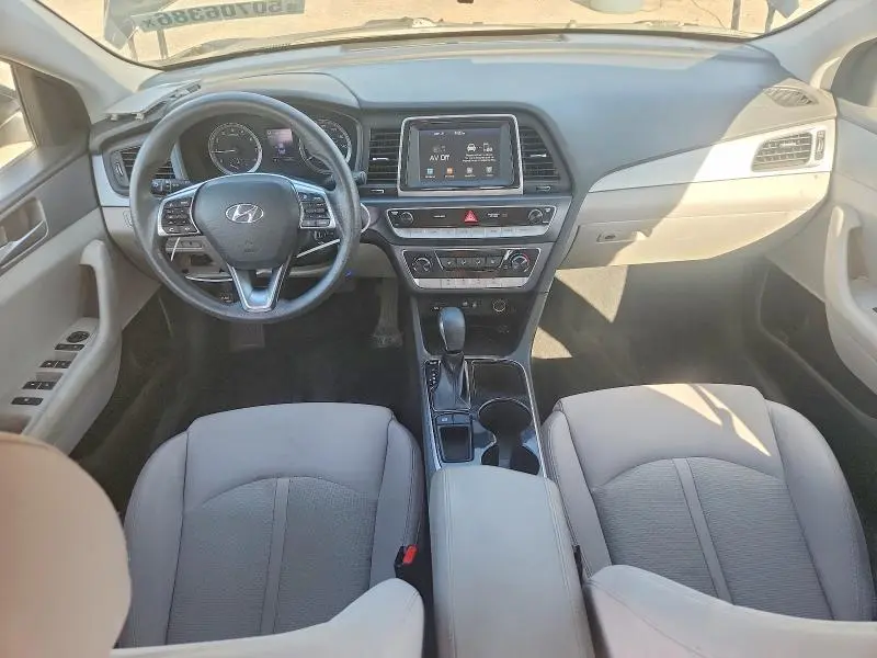 2018 HYUNDAI SONATA SE  