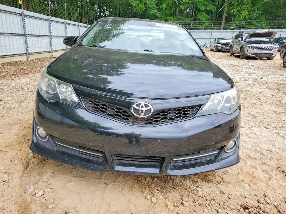 2012 TOYOTA CAMRY SE V6  
