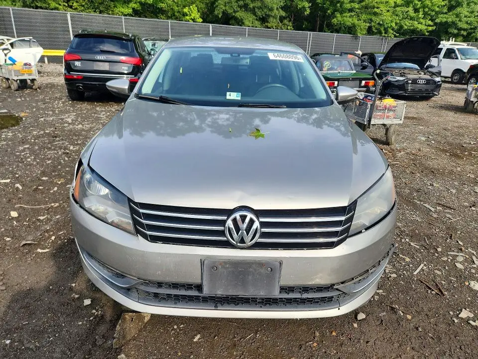 2012 VOLKSWAGEN PASSAT SE  