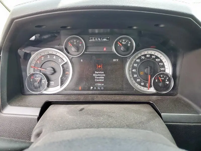 2015 RAM 1500 LARAMIE  