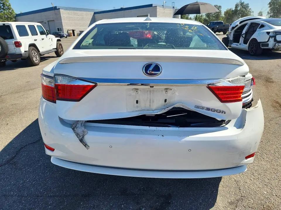 2013 LEXUS ES 300H  