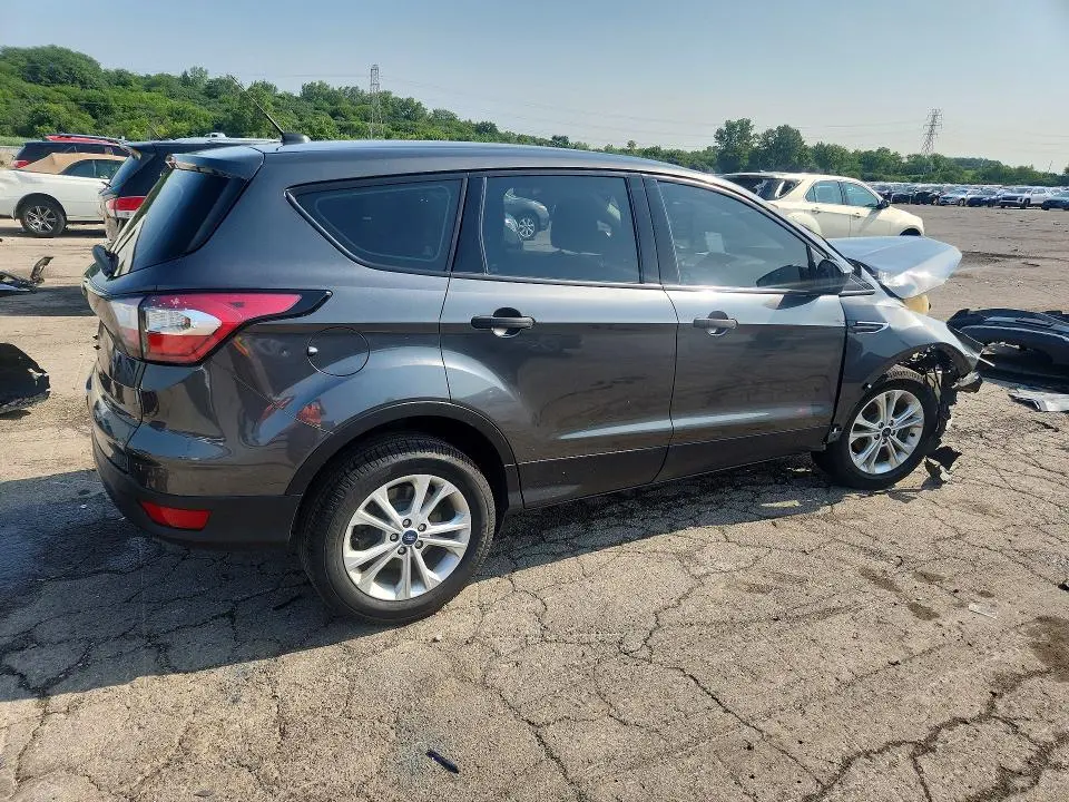 2017 FORD ESCAPE S  