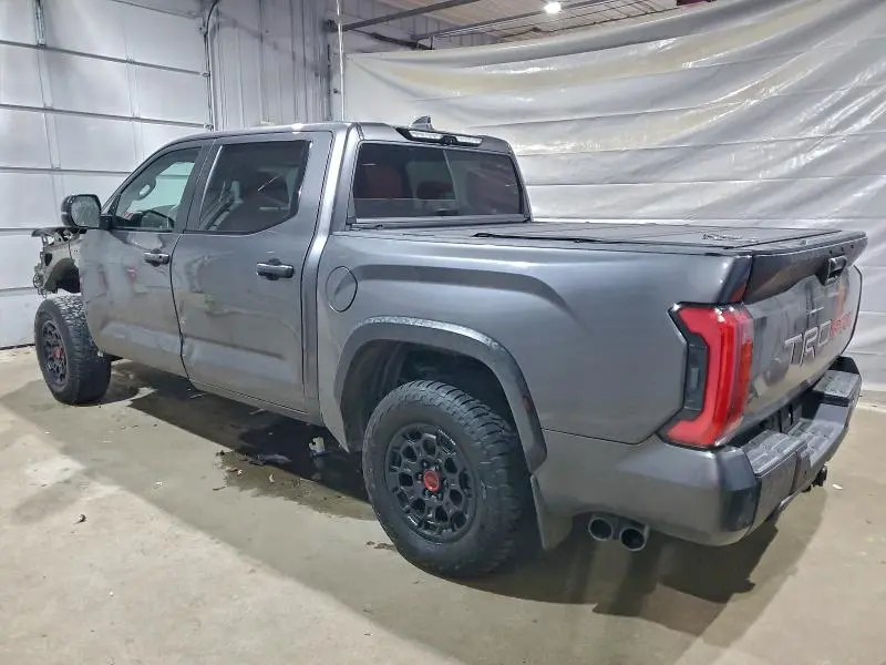 2024 TOYOTA TUNDRA CREWMAX LIMITED  
