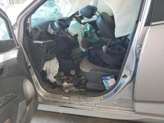 2013 CHEVROLET SPARK 2LT  