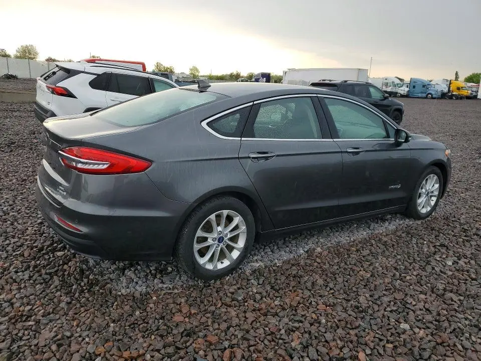 2019 FORD FUSION SEL  