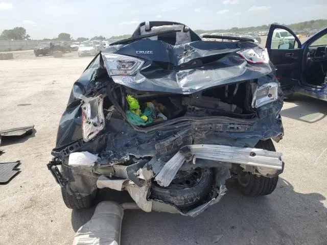 2017 CHEVROLET CRUZE LT