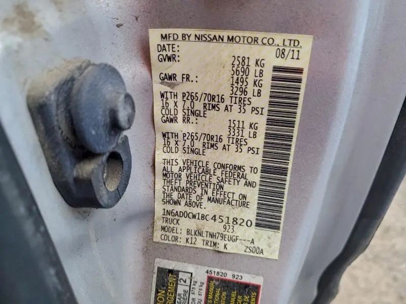 2011 NISSAN FRONTIER SV  