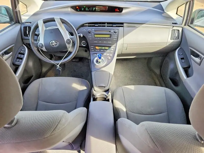 2010 TOYOTA PRIUS II  