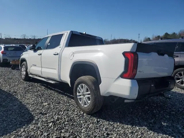 2024 TOYOTA TUNDRA CREWMAX SR5  