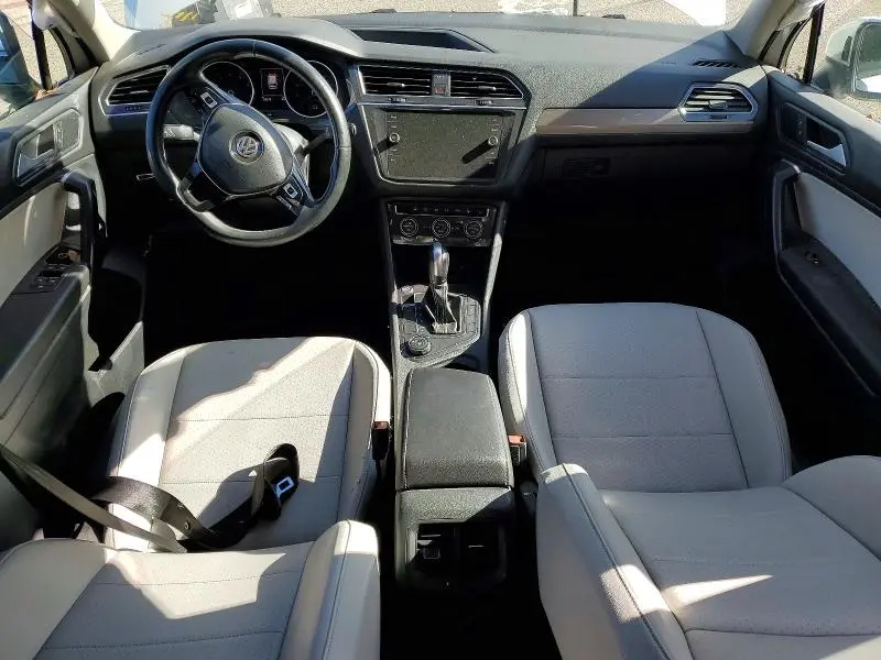 2021 VOLKSWAGEN TIGUAN SE  