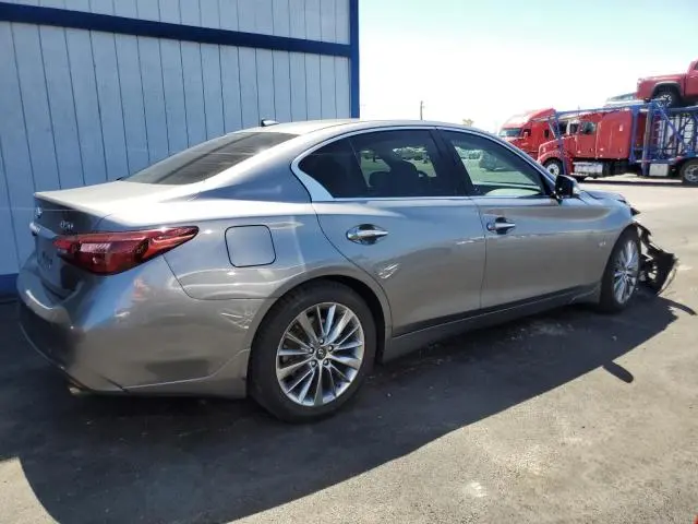 2018 INFINITI Q50 LUXE  