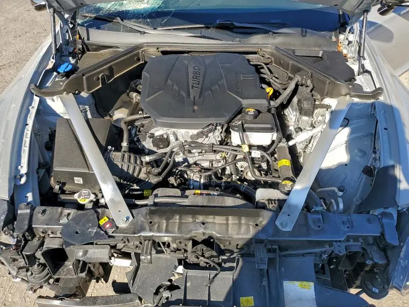 2022 KIA STINGER GT LINE  