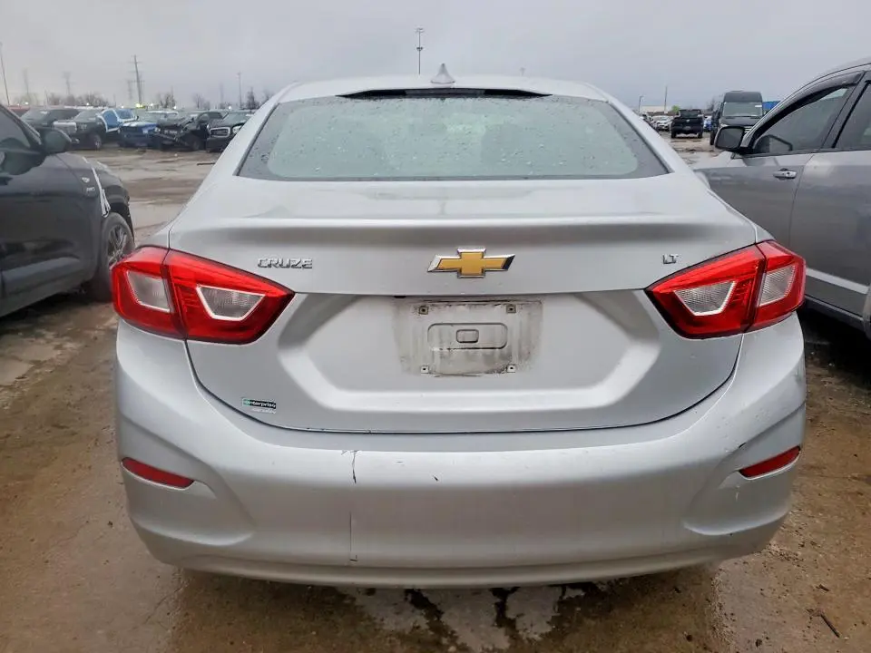 2019 CHEVROLET CRUZE LT  