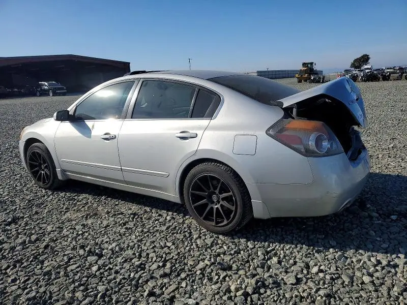 2010 NISSAN ALTIMA   