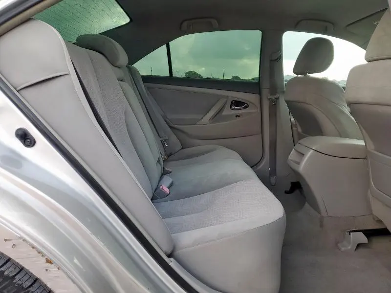 2010 TOYOTA CAMRY BASE  