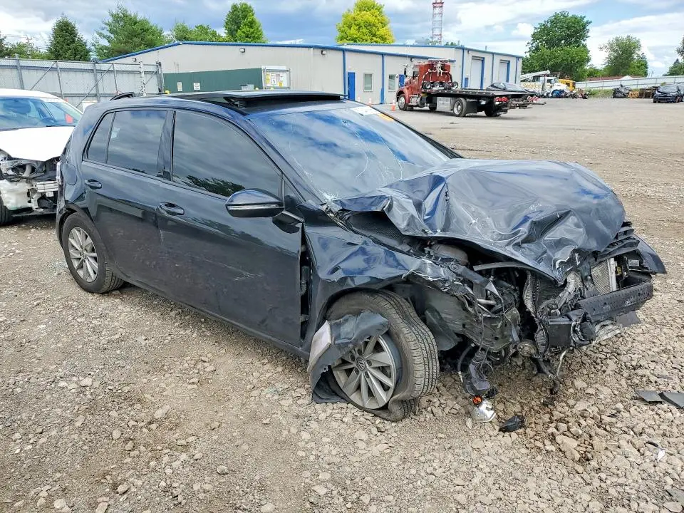 2016 VOLKSWAGEN GOLF S  