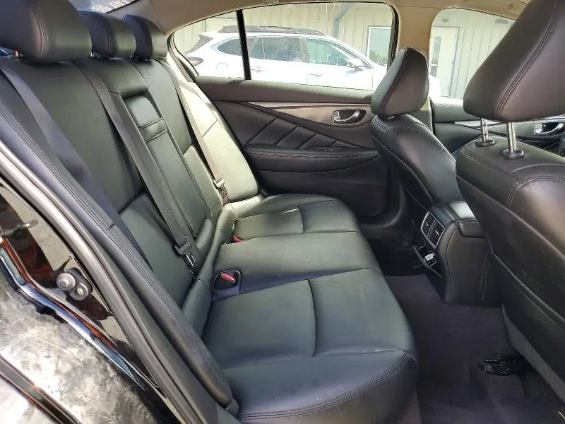 2015 INFINITI Q50 BASE  