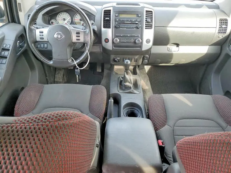 2012 NISSAN FRONTIER S  