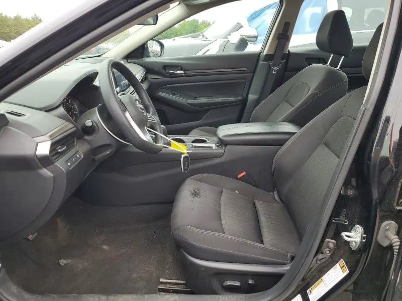 2024 NISSAN ALTIMA SV  