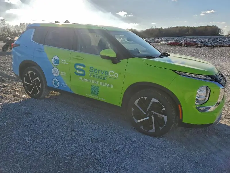 2024 MITSUBISHI OUTLANDER SE  
