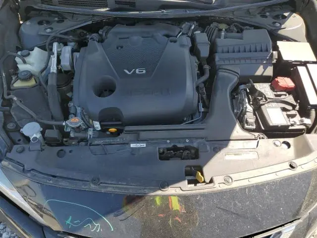 2021 NISSAN MAXIMA SV  