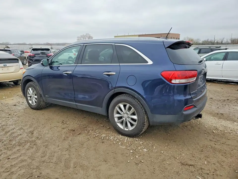 2017 KIA SORENTO LX  