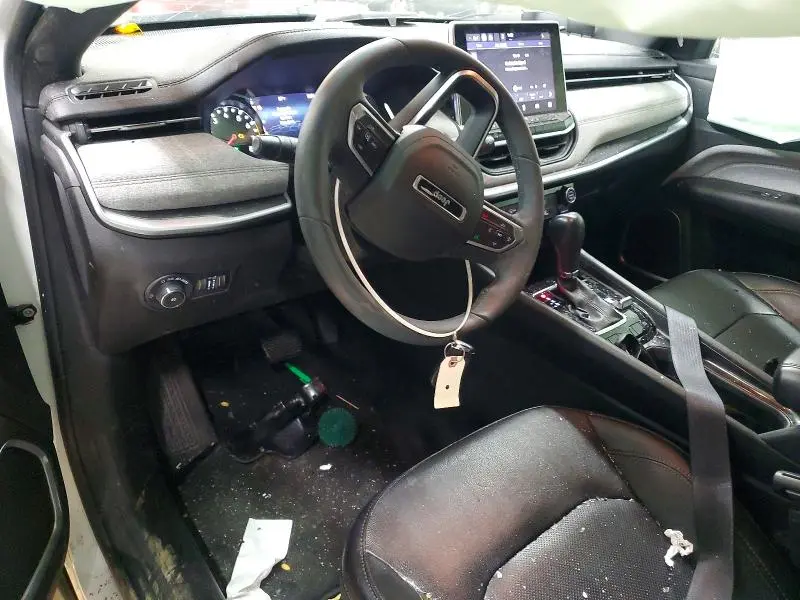 2023 JEEP COMPASS LATITUDE LUX  