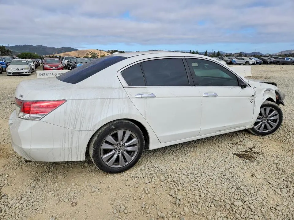 2011 HONDA ACCORD EXL  