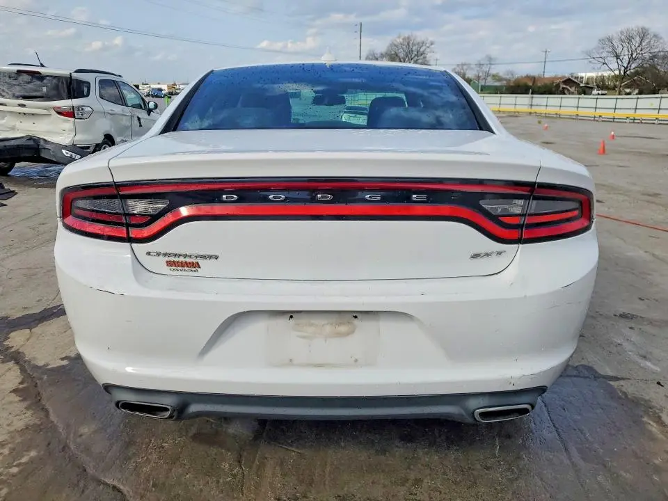 2015 DODGE CHARGER SXT  