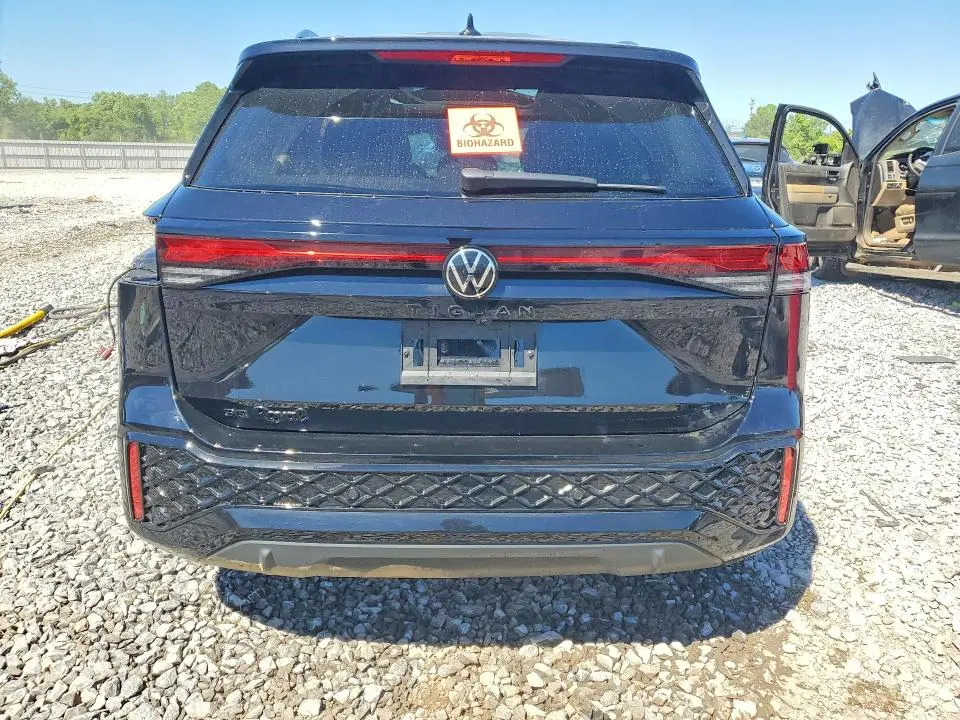 2025 VOLKSWAGEN TIGUAN SE R-LINE BLACK  
