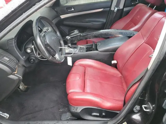 2011 INFINITI G37   
