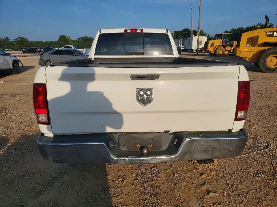 2014 RAM 1500 ST  