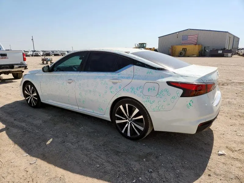 2021 NISSAN ALTIMA SR  