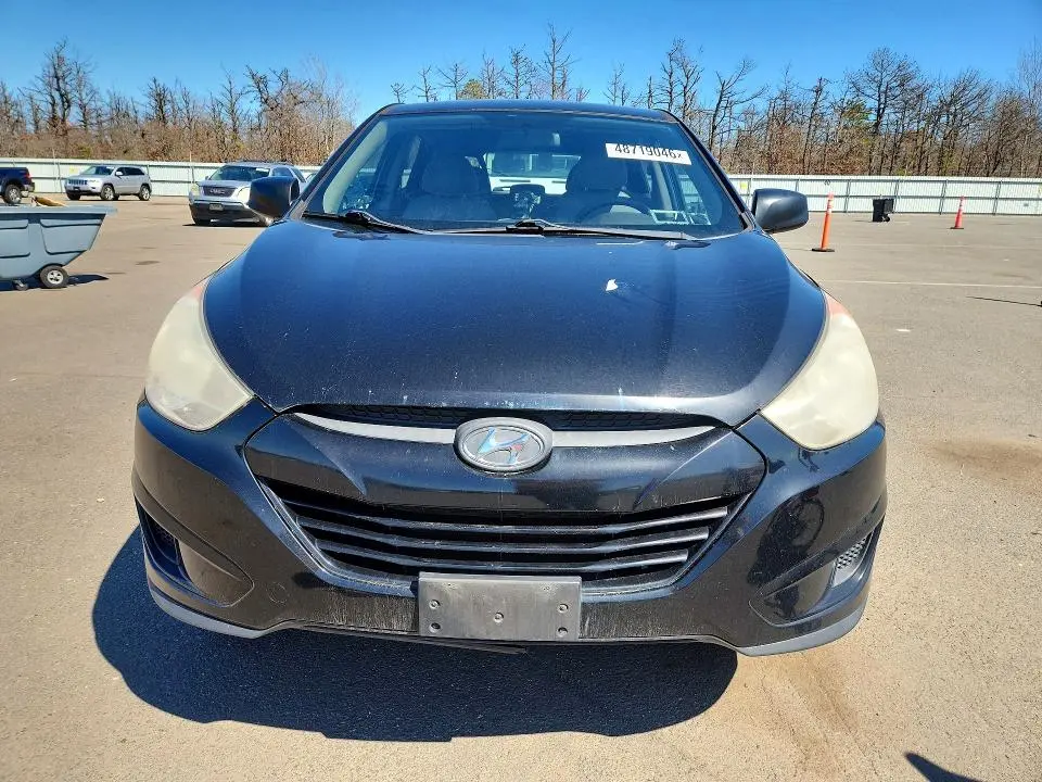 2011 HYUNDAI TUCSON GL  