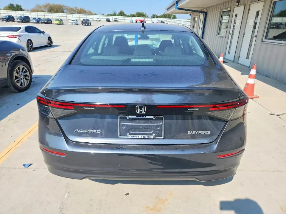 2024 HONDA ACCORD LX  