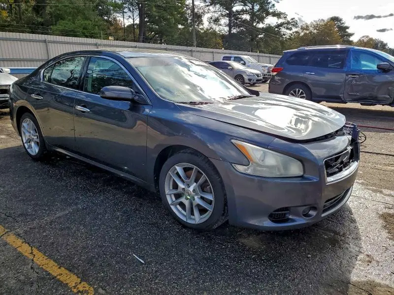 2013 NISSAN MAXIMA S  