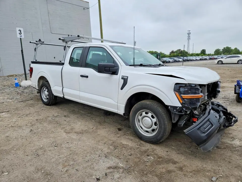 2024 FORD F150 XL  