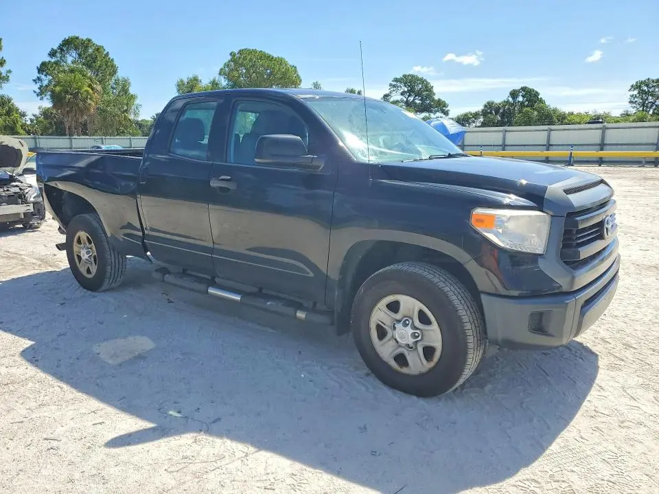2017 TOYOTA TUNDRA SR  