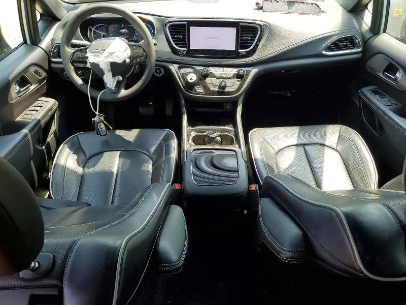 2023 CHRYSLER PACIFICA HYBRID LIMITED  