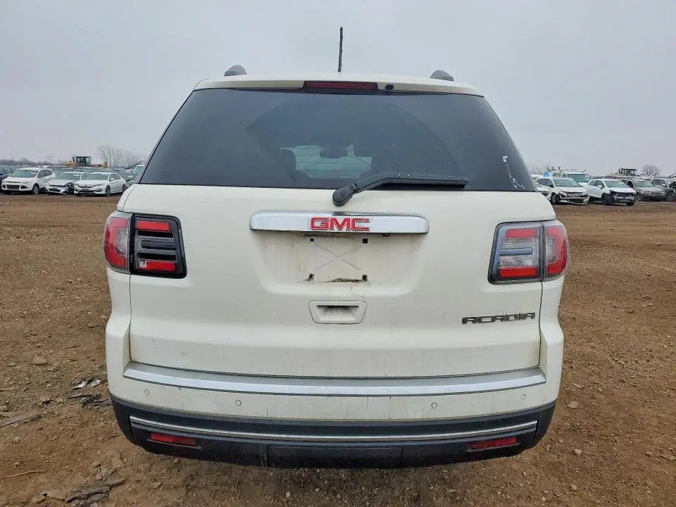 2013 GMC ACADIA SLT-2  