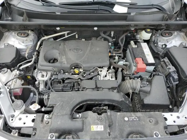 2019 TOYOTA RAV4 XLE  