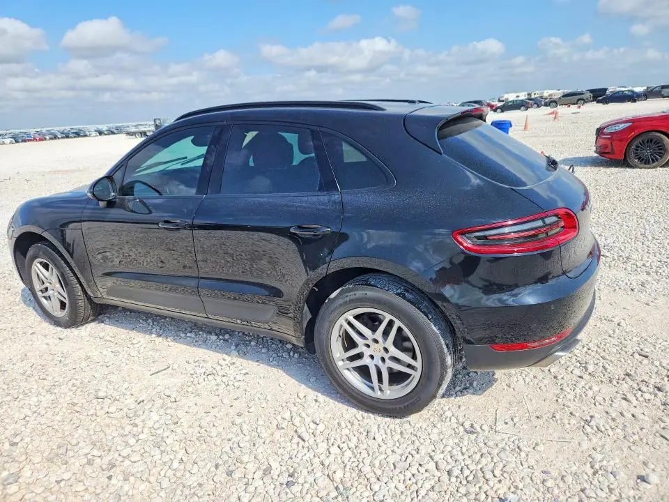 2017 PORSCHE MACAN   