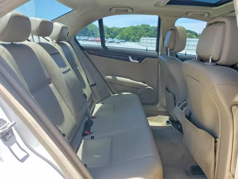 2013 MERCEDES-BENZ C 250  