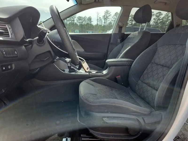 2017 KIA NIRO   