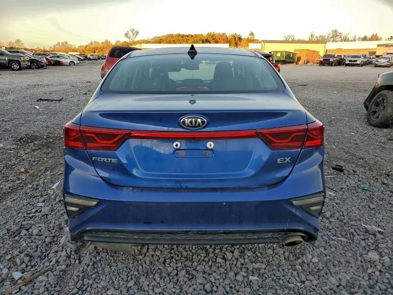 2021 KIA FORTE EX  