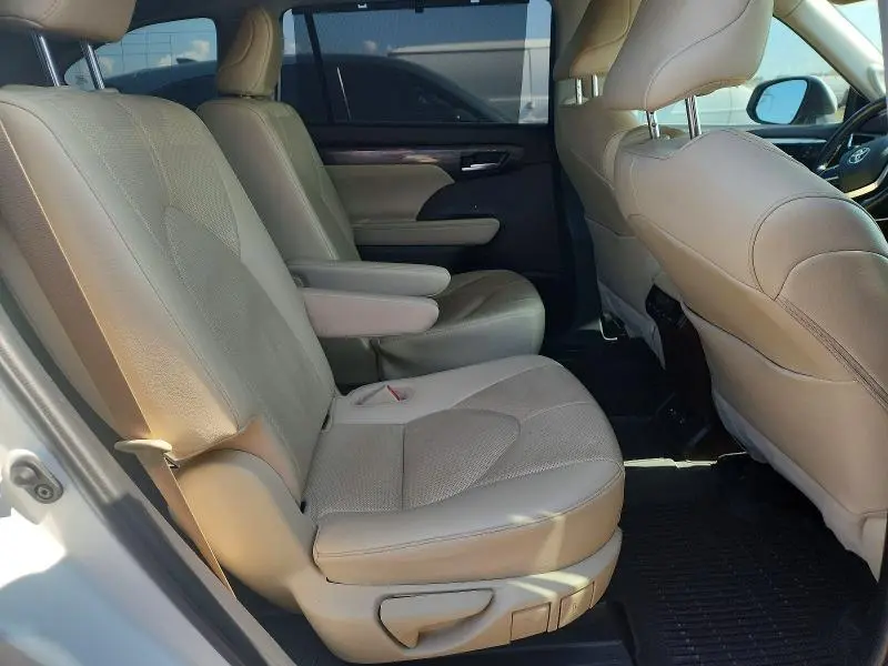 2021 TOYOTA HIGHLANDER LIMITED  