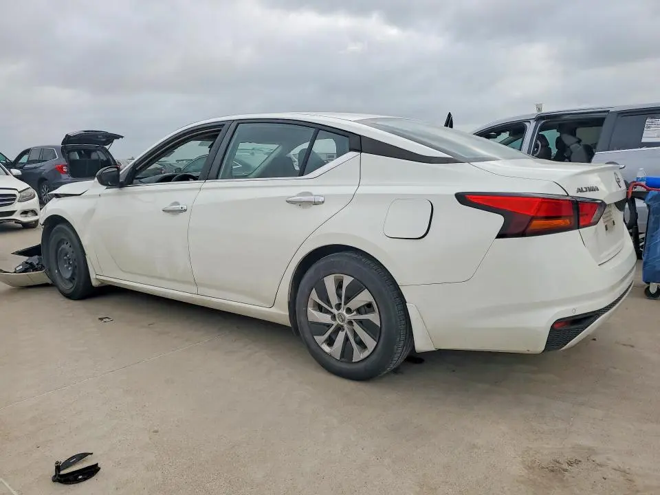 2024 NISSAN ALTIMA S  