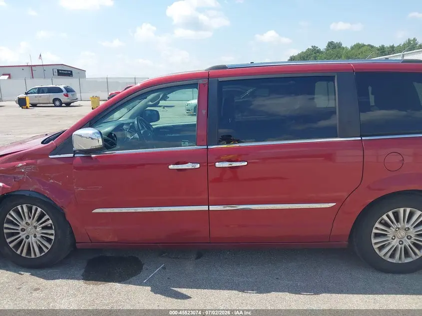 2012 CHRYSLER TOWN & COUNTRY LIMITED