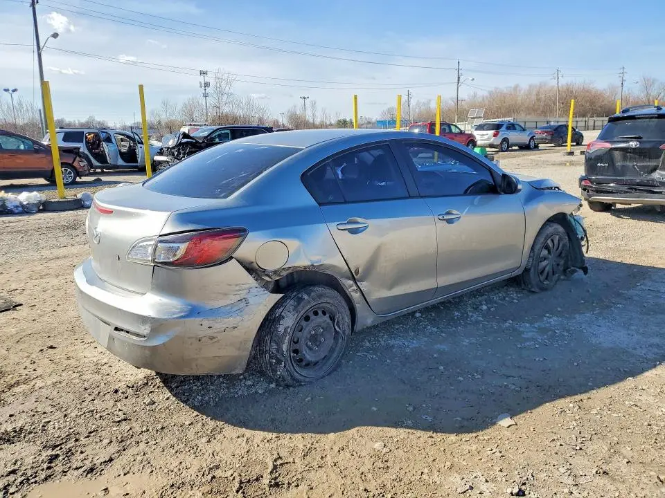 2013 MAZDA 3 I  
